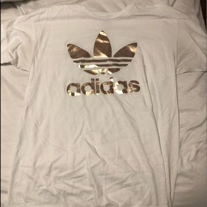 Adidas T-Shirt